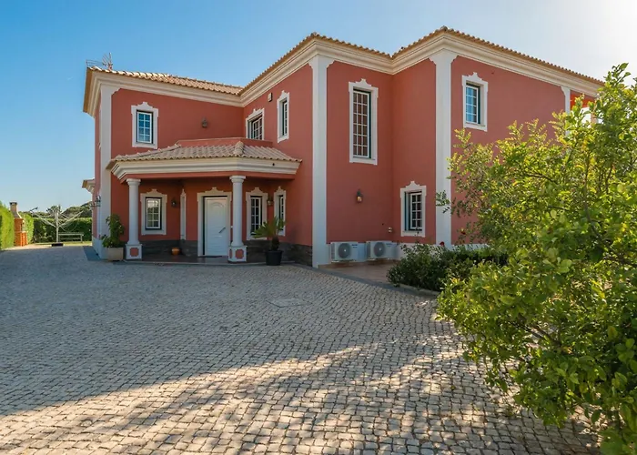 Solar Laranjeiras Албуфейра